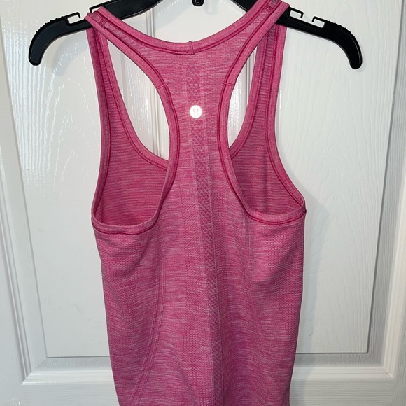 Lululemon swiftly tech tank - Picture 2 of 7